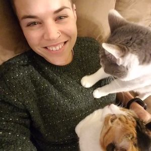 Meet your Posher, Cecilia